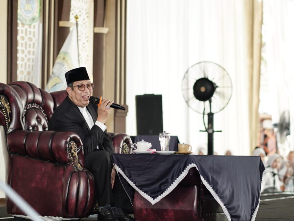 Prof. KH Agil Husin Al-Munawwar Ungkap Kemuliaan Hamalatul Qur’an di Wisuda Al-Qur’an Al-Amanah Jombang