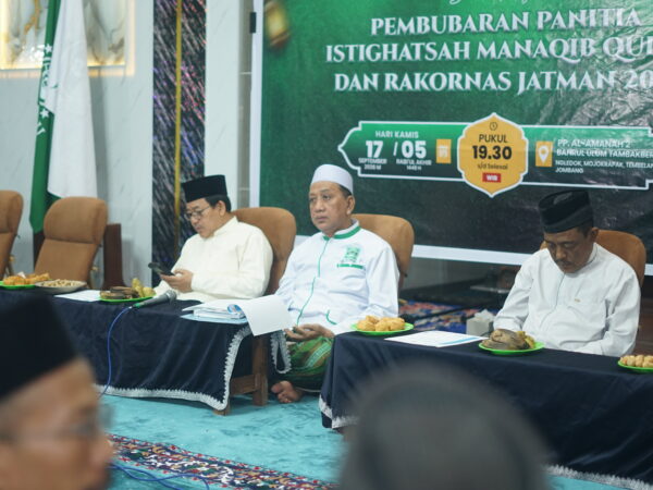 Maulid Diba’ dan Manaqib Warnai Pembubaran Panitia Istighatsah Manaqib Kubro JATMAN di PP Al-Amanah 2 Bahrul Ulum